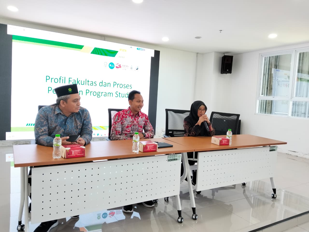 Fakultas SAINTEK UIN Surakarta Terima Kunjungan Studi Tiru UIN Kiai Ageng Muhammad Besari Ponorogo